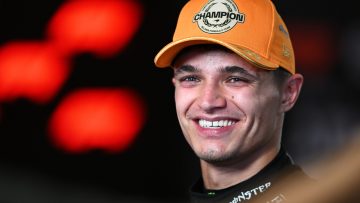 Lando Norris warned of world champion 'gravitas' in Oscar Piastri fight